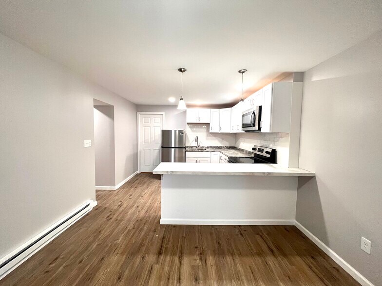 58 N Sherman St, Wilkes Barre, PA à vendre - Photo de l’immeuble – Image 3 sur 33