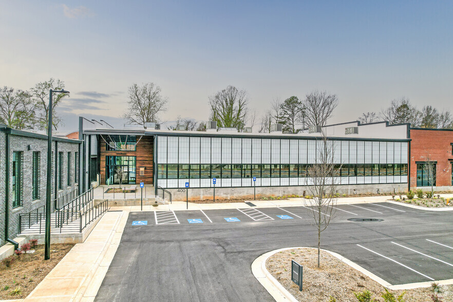 800 Gesco St, Charlotte, NC à louer - Photo de l’immeuble – Image 3 sur 4