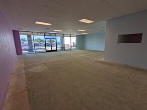 5080 W Olive Ave, Glendale, AZ à louer Photo intérieure– Image 1 sur 7