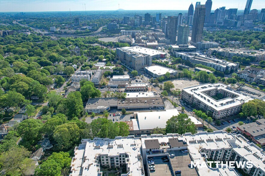 465 Bishop St NW, Atlanta, GA à vendre - Photo de l’immeuble – Image 2 sur 5