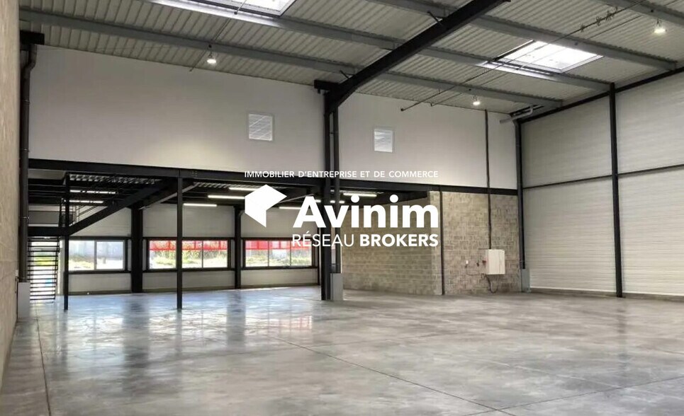 Industriel/Logistique dans Marignane à vendre - Photo intérieure – Image 2 sur 4