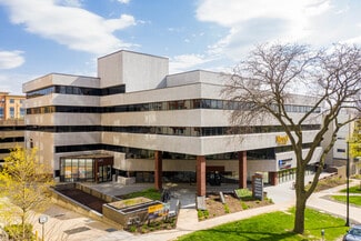 Plus de détails pour 345 W Washington Ave, Madison, WI - Bureau à louer