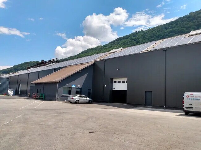 Plus de détails pour Industriel/Logistique à louer