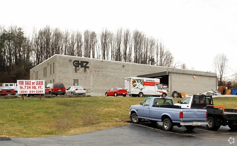 80 Grace Dr, Hurricane, WV à louer - Photo de l’immeuble – Image 3 sur 21