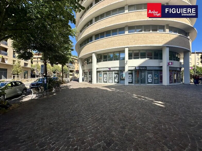 150 Avenue Georges Pompidou, Aix-en-Provence à louer - Photo de l’immeuble – Image 2 sur 5