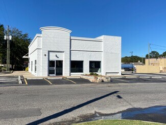 Plus de détails pour 2105 10th Ave, Haleyville, AL - Local commercial à louer