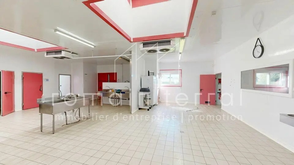 Local d’activités dans Limoges à louer Photo de l’immeuble– Image 1 sur 9