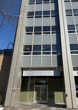 59-17 Junction Blvd, Corona, NY à louer Photo de l’immeuble– Image 1 sur 5