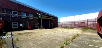 Plus de détails pour Meridian Trading Estate, Lombard Wall, Londres - Industriel/Logistique à louer