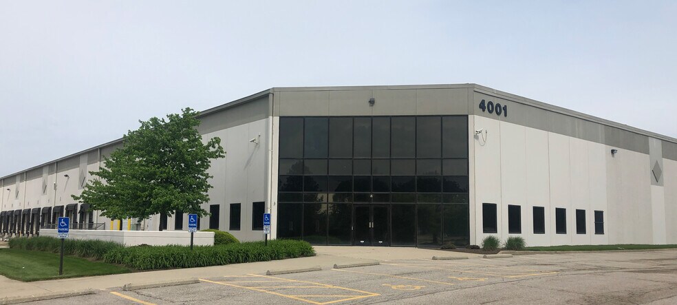 4001 Gantz Rd, Grove City, OH à louer - Photo de l’immeuble – Image 2 sur 3