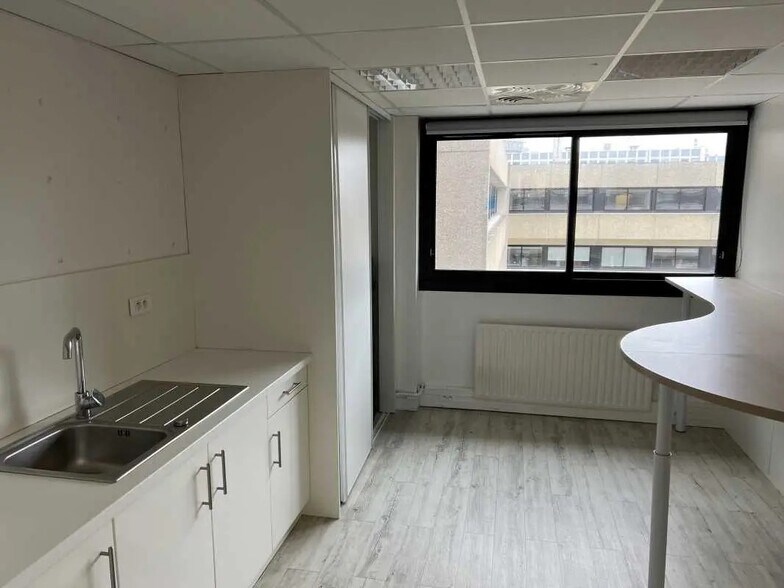 1-3 Rue Célestin Freinet, Nantes à louer - Photo de l’immeuble – Image 2 sur 8