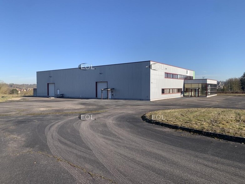 Industriel/Logistique dans Magny-en-Vexin à vendre - Photo de l’immeuble – Image 1 sur 6