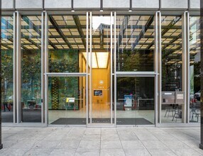 1055 W Hastings St, Vancouver, BC à louer Hall d’entrée– Image 2 sur 3