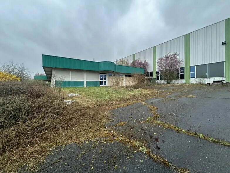 Industriel/Logistique dans Henriville à vendre - Photo de l’immeuble – Image 2 sur 15