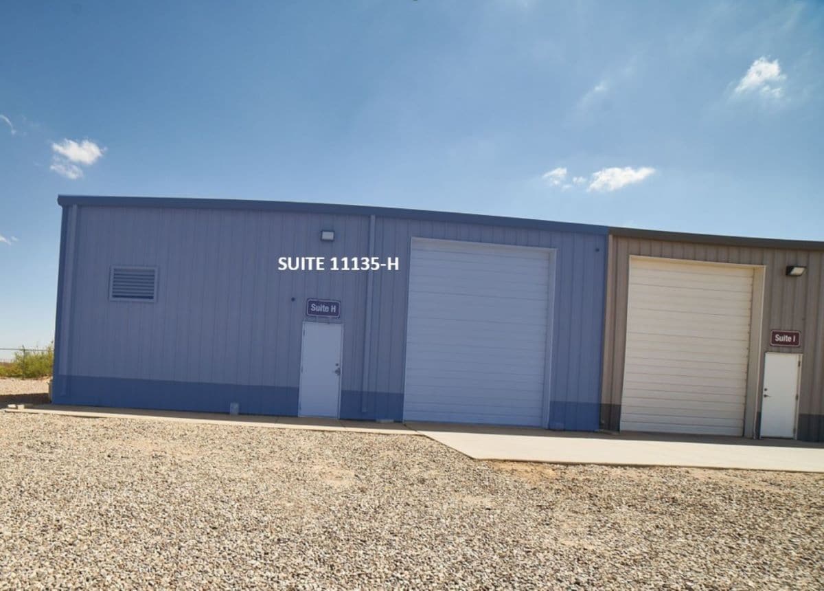 10893 Dyer St, El Paso, TX à louer Photo de l’immeuble– Image 1 sur 14