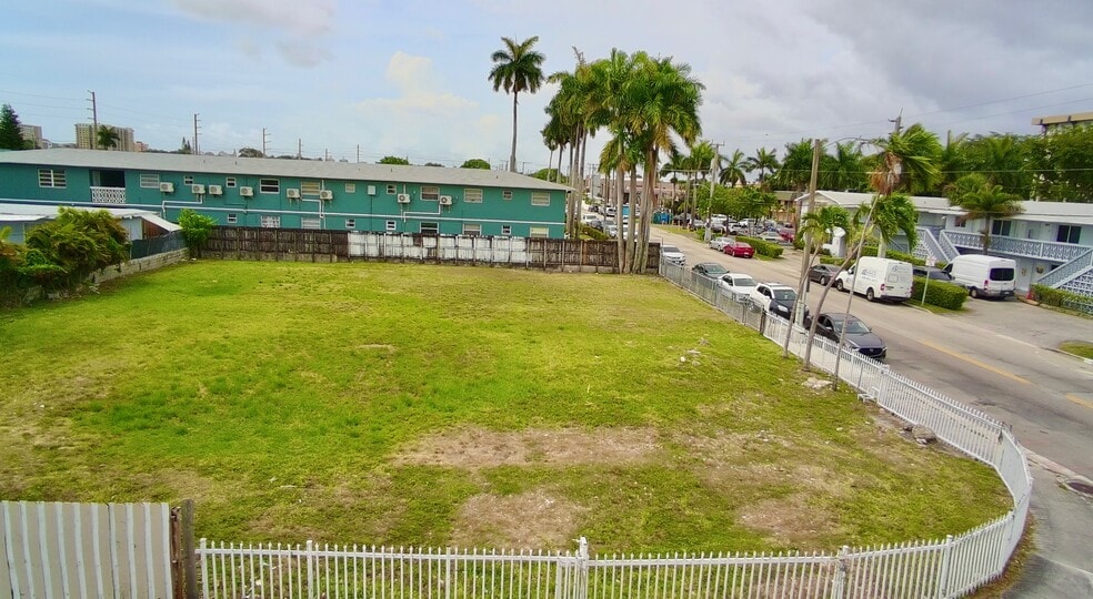 895 NW 45th Ave, Miami, FL à vendre - Aérien – Image 3 sur 6