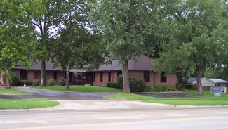 Plus de détails pour 1020 SW Fairlawn Rd, Topeka, KS - Bureau à vendre