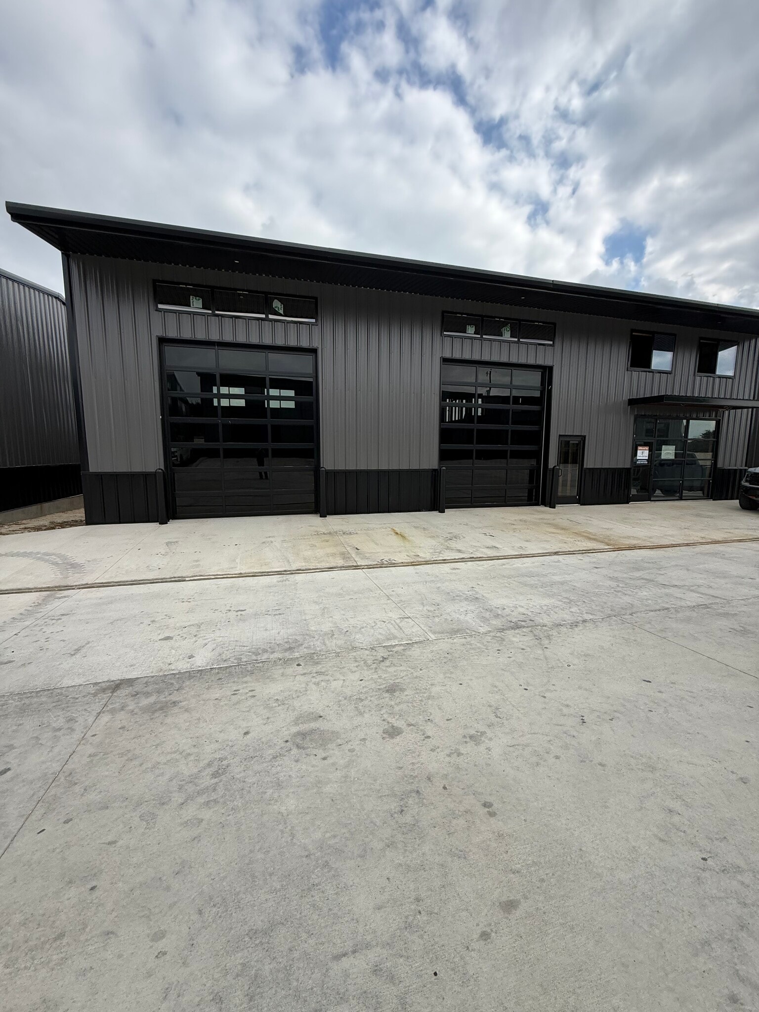 451 Farrell Rd, Dripping Springs, TX à louer Photo intérieure– Image 1 sur 1