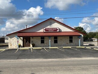 Plus de détails pour 1314 Constantinople St, Castroville, TX - Bureau à vendre
