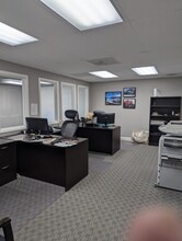 595 W 7th St, San Pedro, CA à louer Photo intérieure– Image 2 sur 6