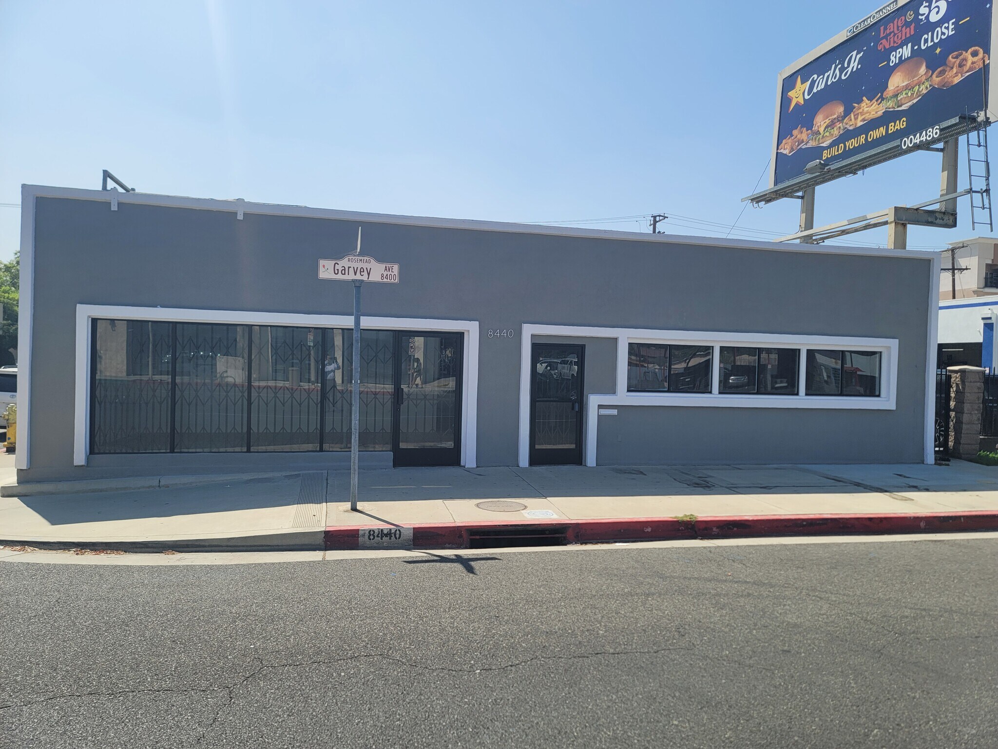 8440 Garvey Ave, Rosemead, CA à louer Photo de l’immeuble– Image 1 sur 18