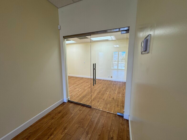 6100 Plumas St, Reno, NV à louer - Photo intérieure – Image 3 sur 12