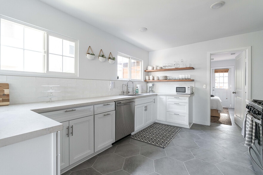 4851-4855 Narragansett Ave, San Diego, CA à vendre - Photo intérieure – Image 3 sur 38