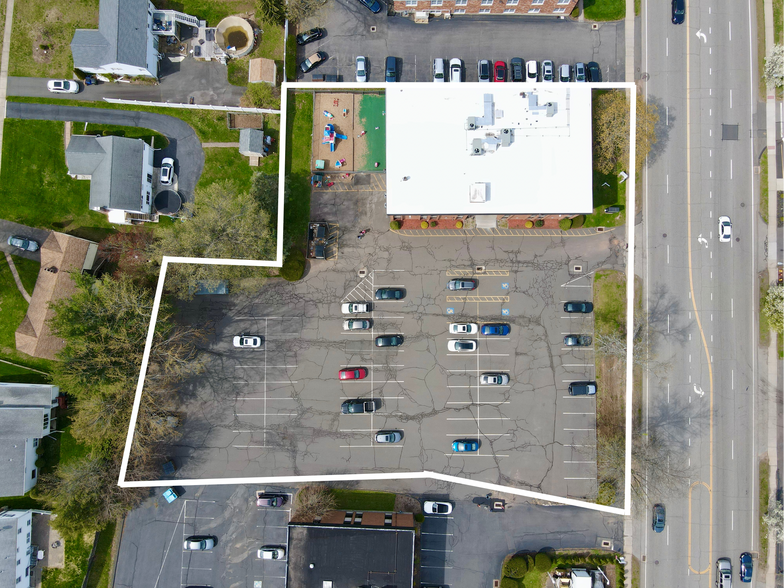449 Silas Deane Hwy, Wethersfield, CT à louer - Aérien – Image 2 sur 22