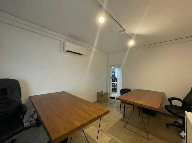 Local commercial dans Antibes à louer - Photo de l’immeuble – Image 3 sur 7