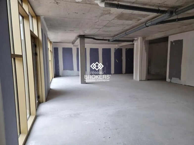 440 Avenue Des Pres D'Arenes, Montpellier à vendre - Photo de l’immeuble – Image 3 sur 6