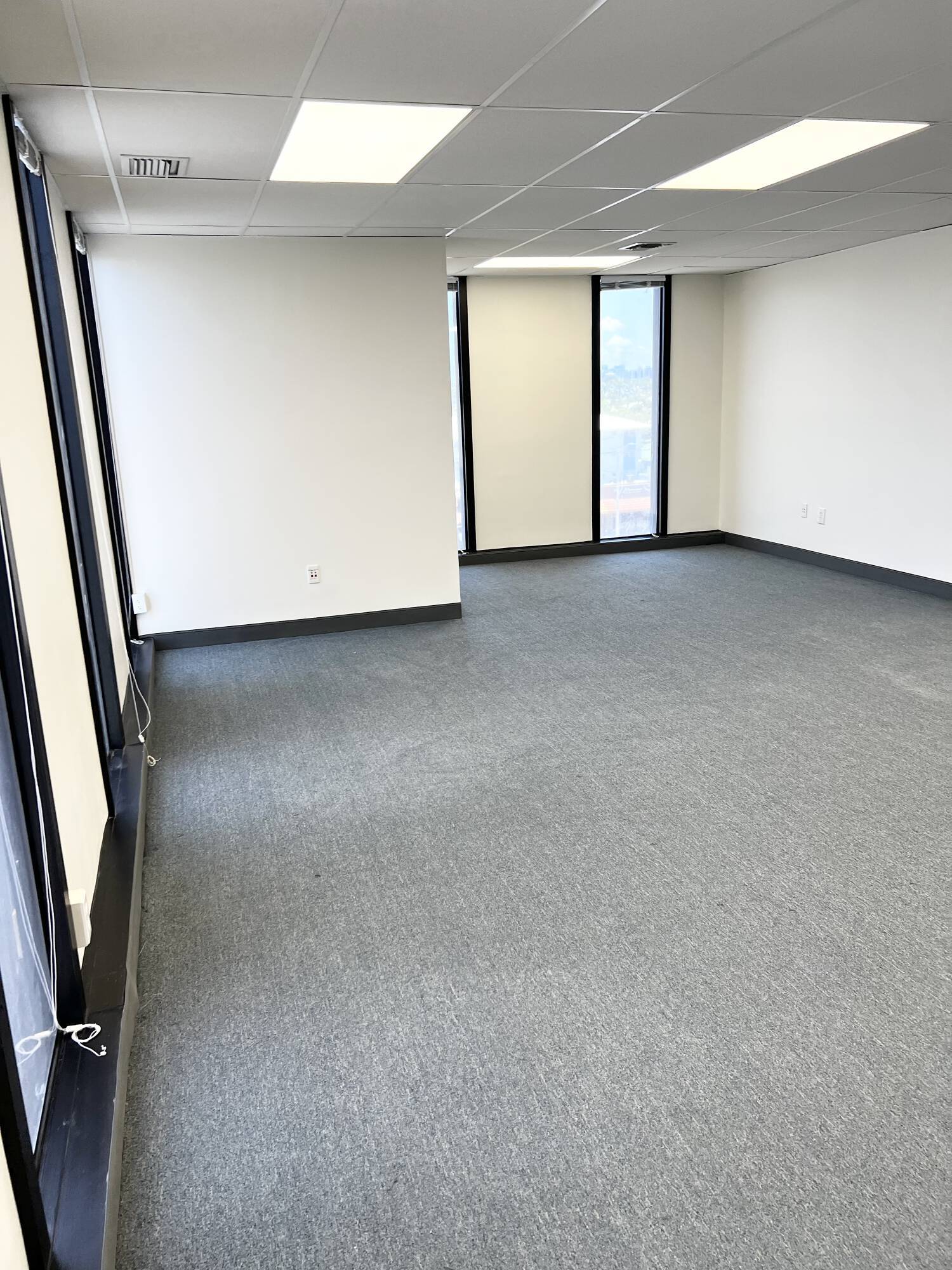 2929 E Commercial Blvd, Fort Lauderdale, FL à louer Photo de l’immeuble– Image 1 sur 5