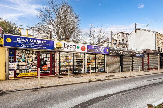Plus de détails pour Local commercial à vendre