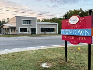 Plus de détails pour 410 Dinah Shore Blvd, Winchester, TN - Bureau à vendre
