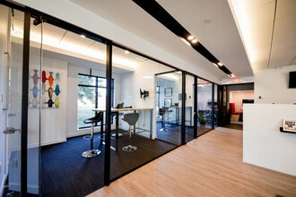 2727 Rue Saint-Patrick, Montréal, QC à louer Photo intérieure– Image 1 sur 1