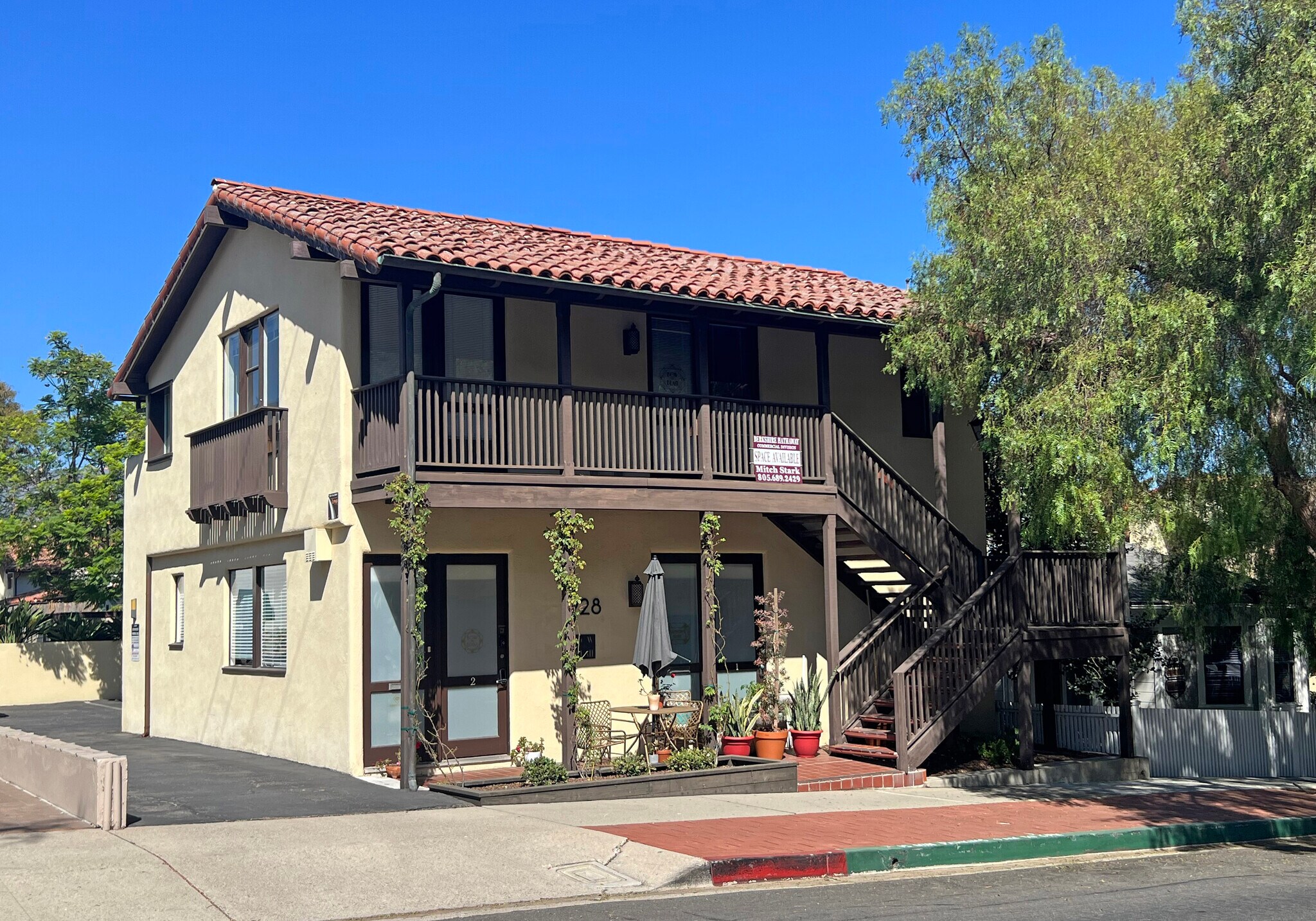 928 Garden St, Santa Barbara, CA à vendre Photo de l’immeuble– Image 1 sur 10
