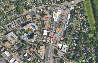 1358 Old Chain Bridge Rd, McLean, VA à louer Photo intérieure– Image 2 sur 12