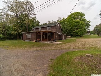 Plus de détails pour 64 Old Fentonville rd, Frewsburg, NY - Local commercial à vendre