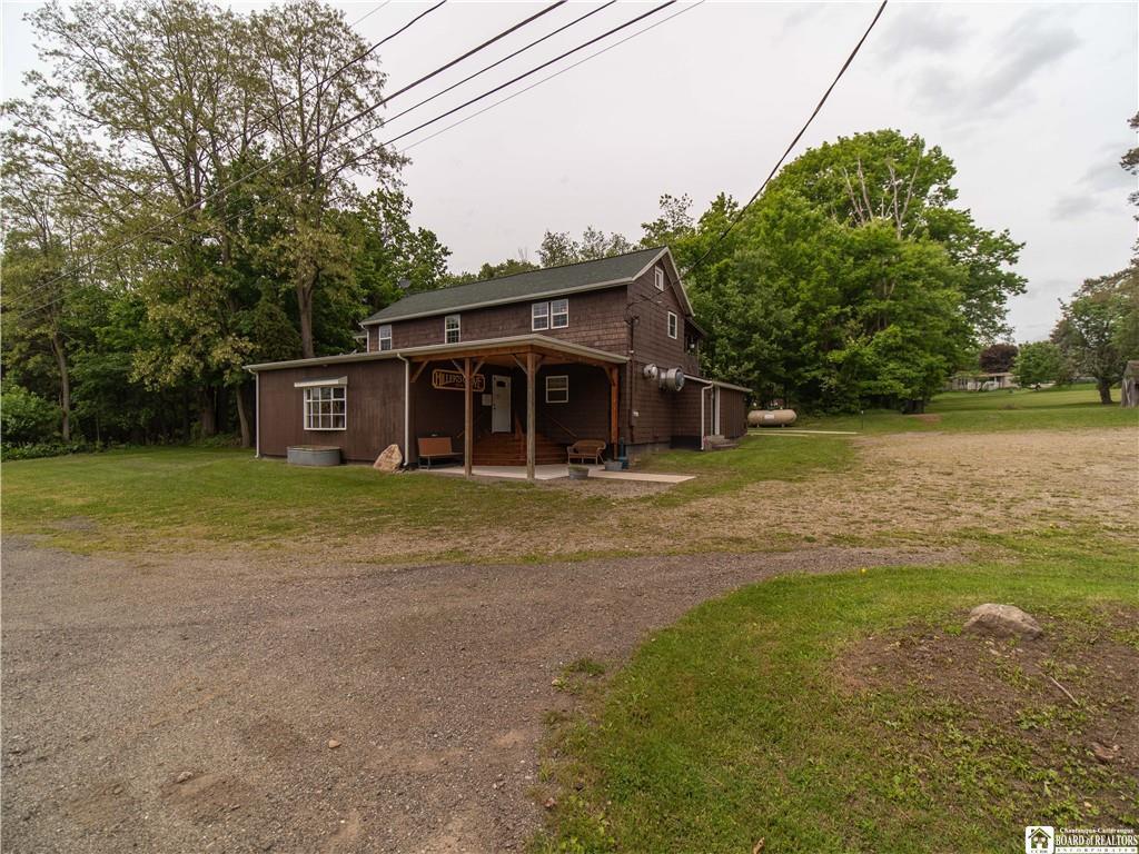 64 Old Fentonville rd, Frewsburg, NY à vendre Photo principale– Image 1 sur 50