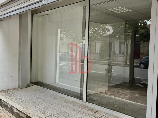 Plus de détails pour Bureau à vendre