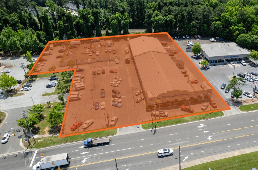 3601 Hillsborough Rd, Durham, NC à vendre - Photo de l’immeuble – Image 3 sur 25