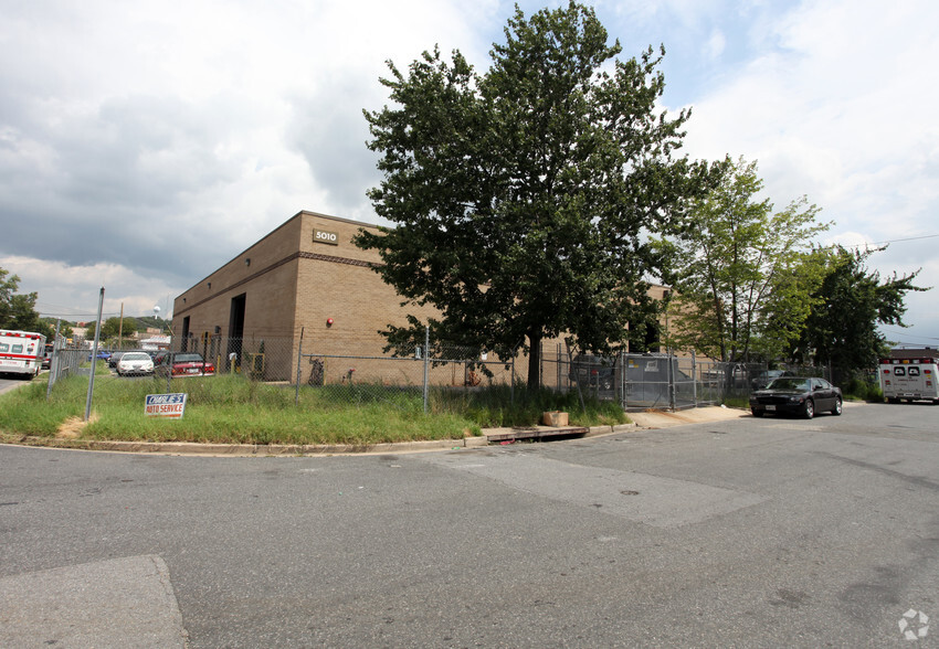 5010 Creston St, Hyattsville, MD à louer - Photo de l’immeuble – Image 2 sur 7