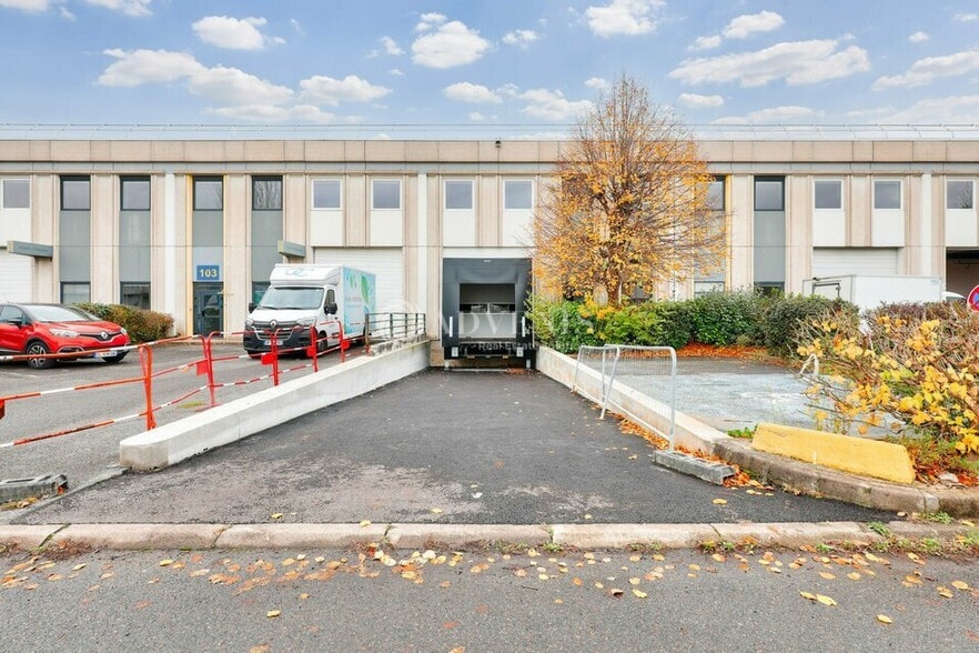 Industriel/Logistique dans Gennevilliers à louer - Photo de l’immeuble – Image 1 sur 7