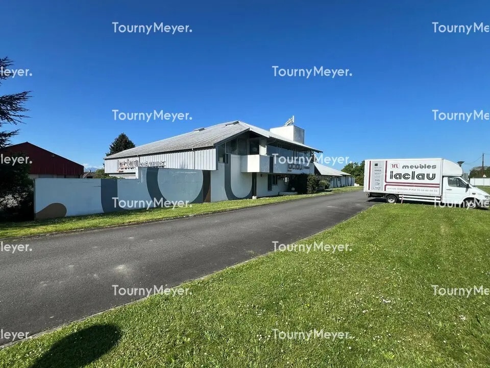 22 Route De Tarbes, Idron à louer Photo de l’immeuble– Image 1 sur 5
