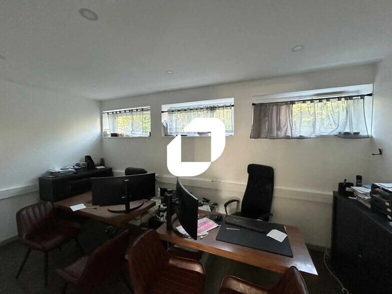 Bureau dans Orly à louer - Photo de l’immeuble – Image 1 sur 6