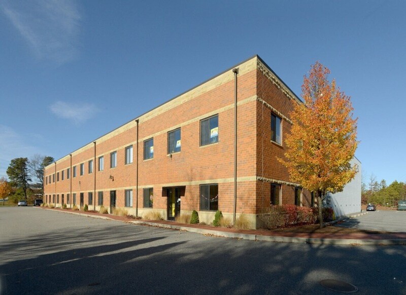 12 Resnik Rd, Plymouth, MA à louer - Photo de l’immeuble – Image 2 sur 12