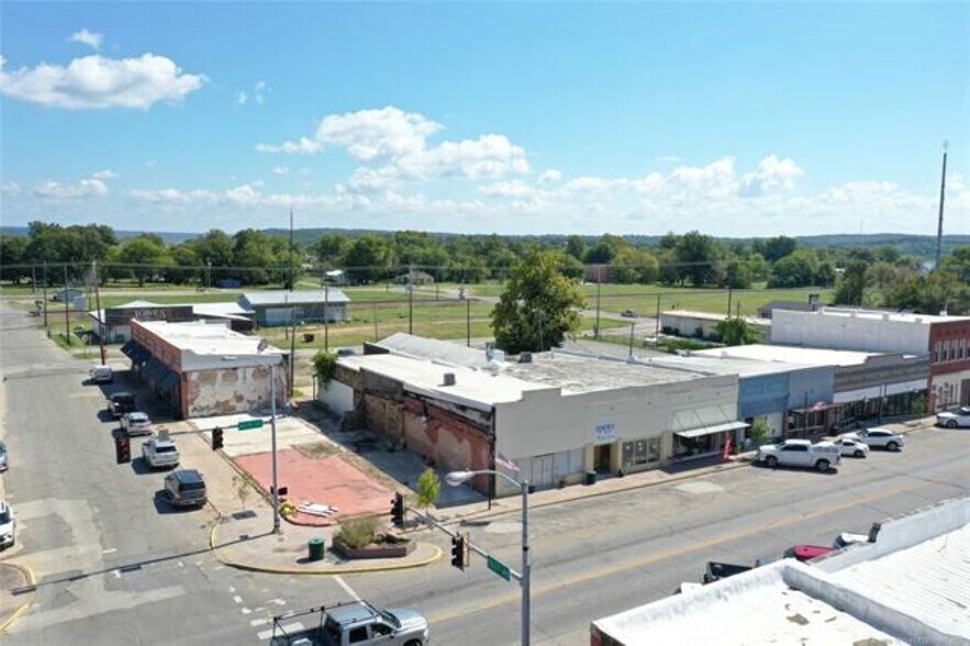 Portfolio of Retail Properties for sale portefeuille de 2 biens à vendre sur LoopNet.fr - Photo de l’immeuble – Image 3 sur 27