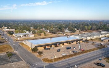 630 10th St, Hempstead, TX à louer Photo de l’immeuble– Image 1 sur 7