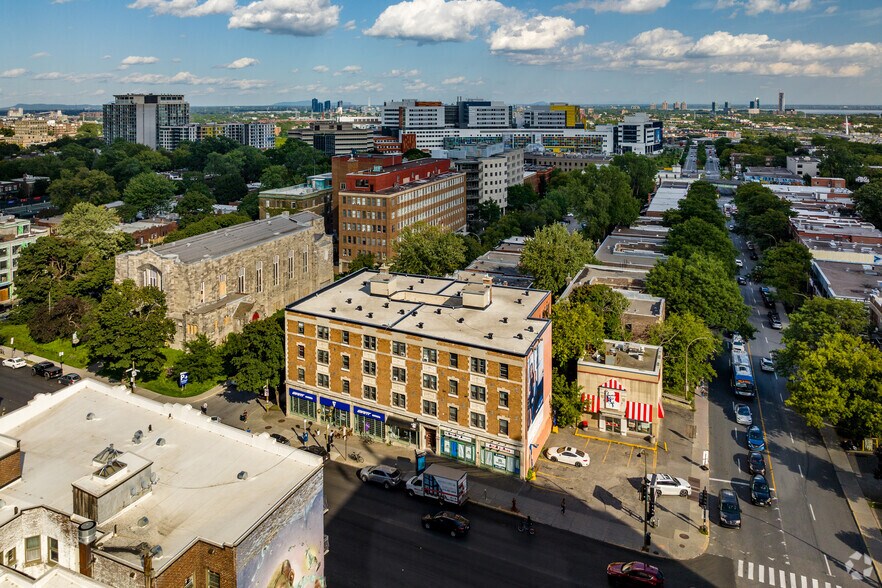5360 Rue Sherbrooke O, Montréal, QC à louer - Aérien – Image 2 sur 6