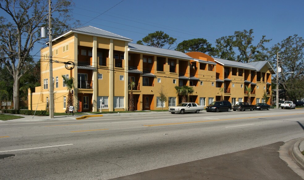 120-138 S Bumby Ave, Orlando, FL à louer - Photo de l’immeuble – Image 2 sur 4