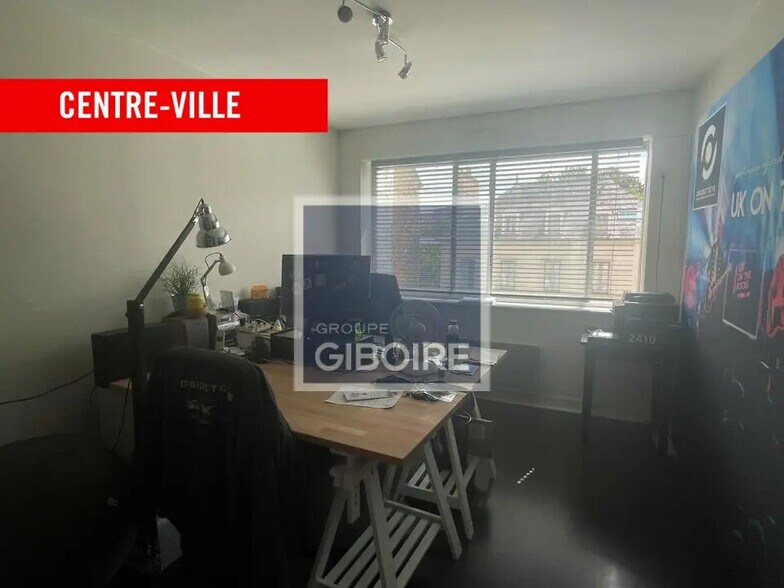 Bureau dans Rennes à louer - Photo de l’immeuble – Image 1 sur 5